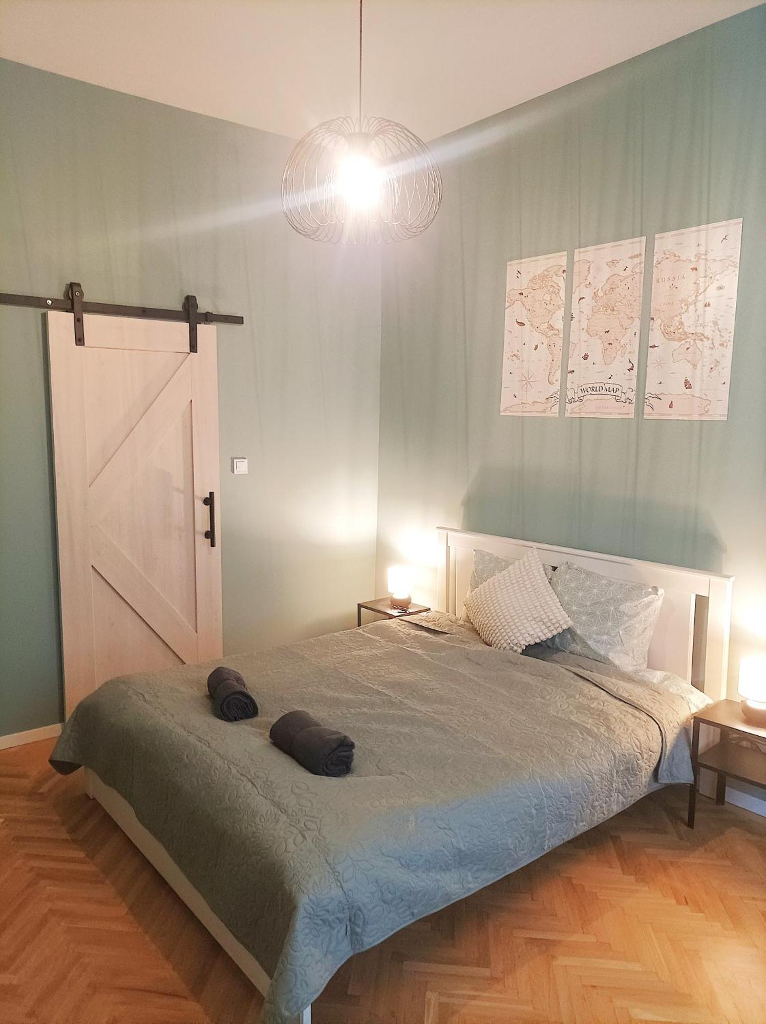 Apartment H30 *